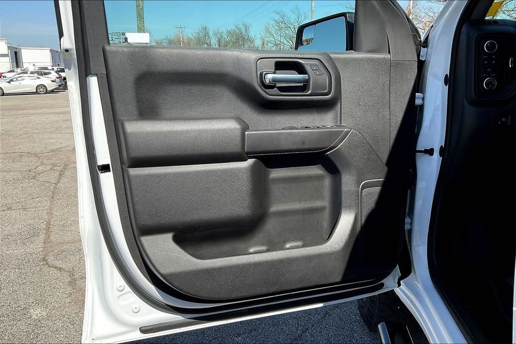 Used 2022 Chevrolet Silverado 1500 Custom Trail Boss w/ LPO, Dark Essentials Package image 18