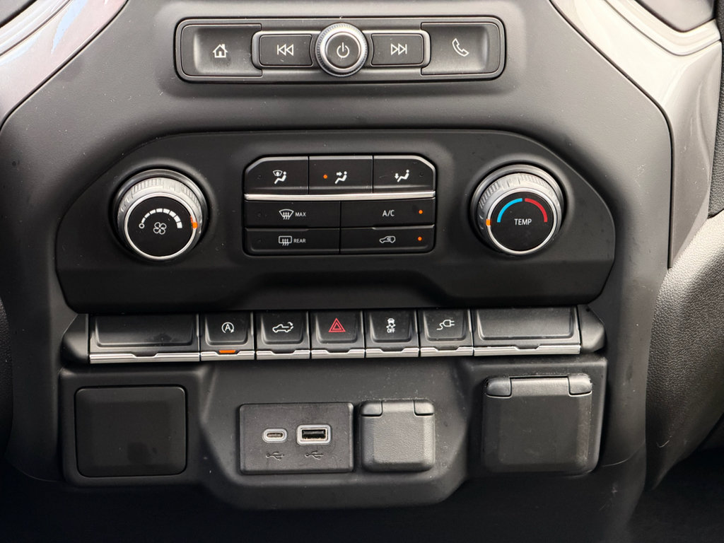 Used 2021 Chevrolet Silverado 1500 Custom AWD/4WD image 12