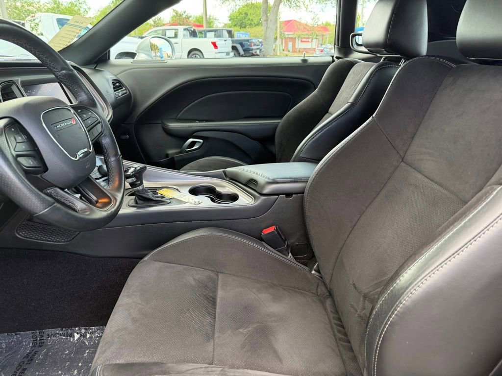 Used 2023 Dodge Challenger R/T w/ Plus Package image 15