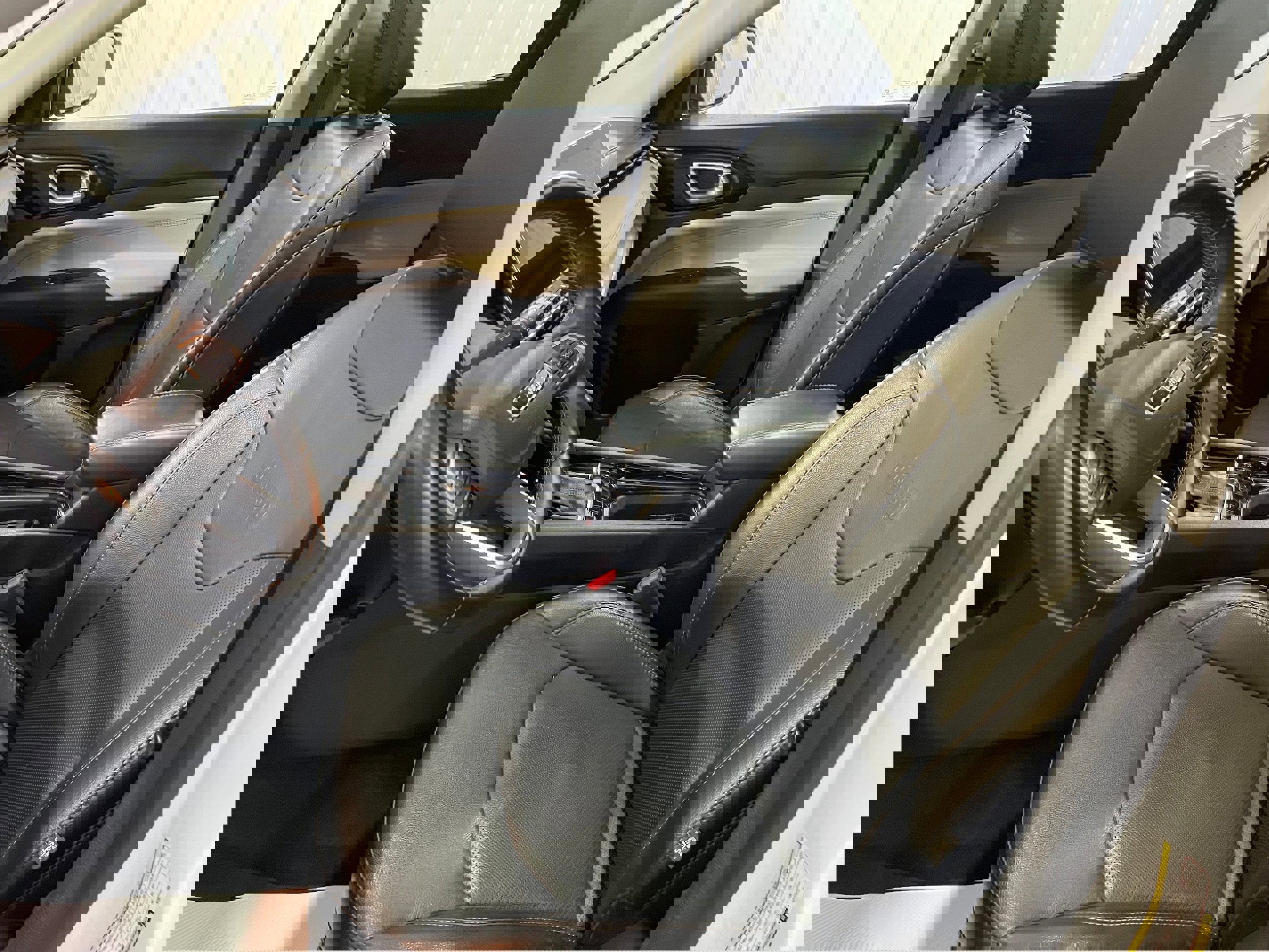 Used 2022 Jeep Compass Limited w/ Sun and Sound Group image 11