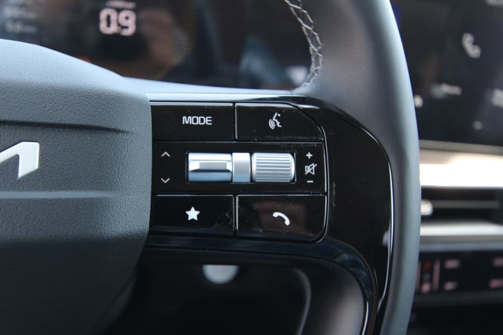 New 2026 Kia Sorento LX image 21