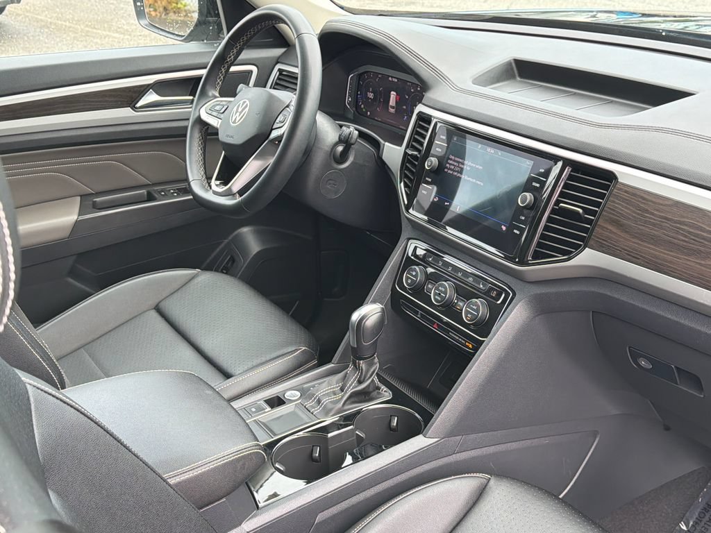 Certified 2023 Volkswagen Atlas SE FWD image 9