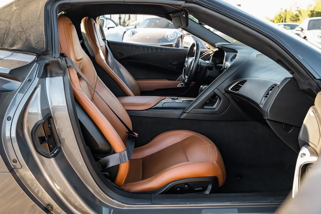 Used 2016 Chevrolet Corvette Stingray Convertible w/ 2LT Preferred Equipment Group image 34