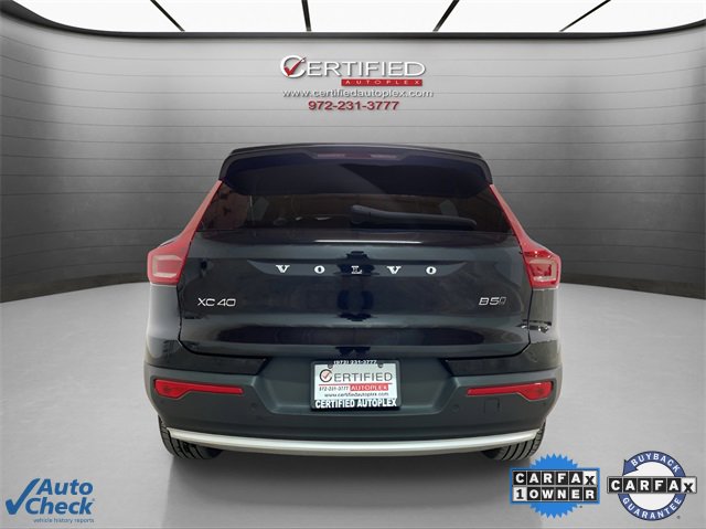 Used 2025 Volvo XC40 B5 Core image 86