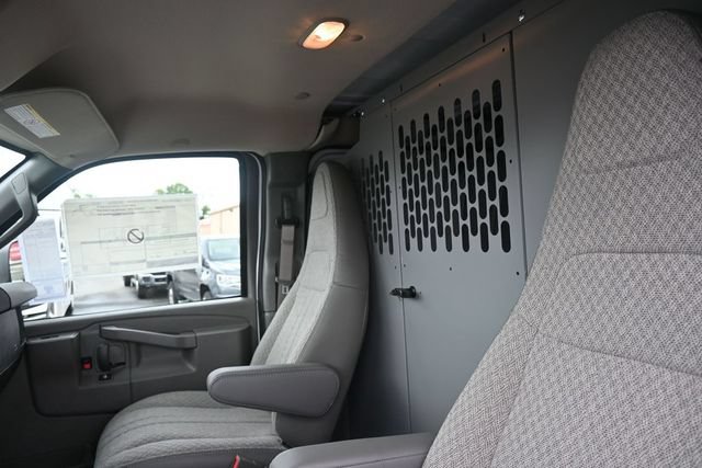 New 2026 Chevrolet Express 2500 w/ Driver Convenience Package RWD image 10