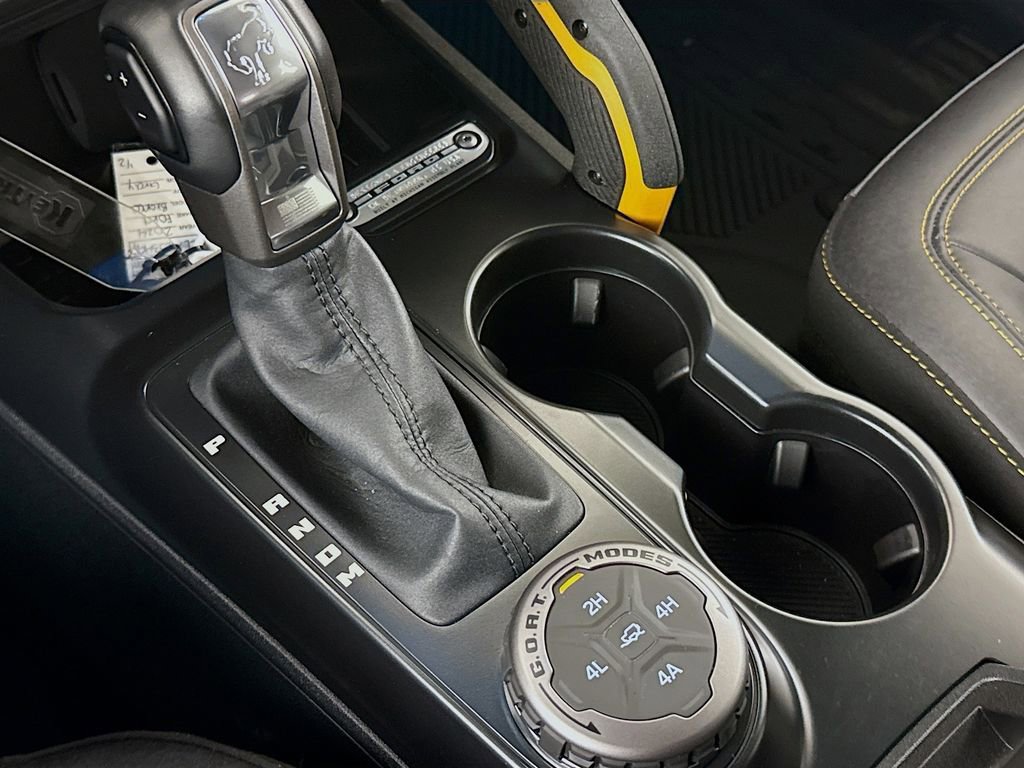 Used 2024 Ford Bronco Badlands image 19