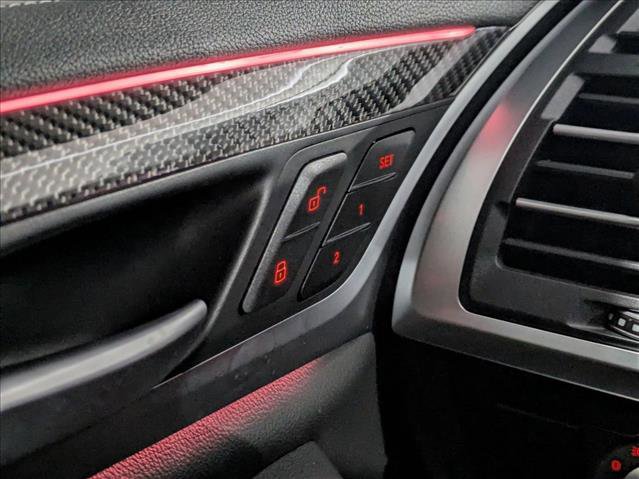 Used 2023 BMW X4 M40i w/ Premium Package image 21