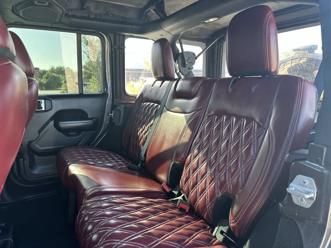 Used 2018 Jeep Wrangler Unlimited Sport S AWD/4WD image 18