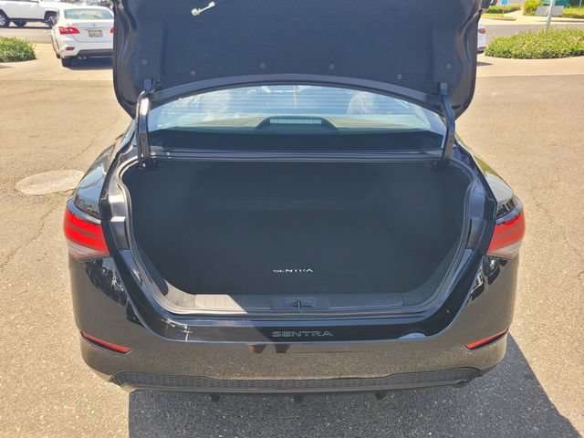 Certified 2025 Nissan Sentra S w/ Lighting Package FWD image 11