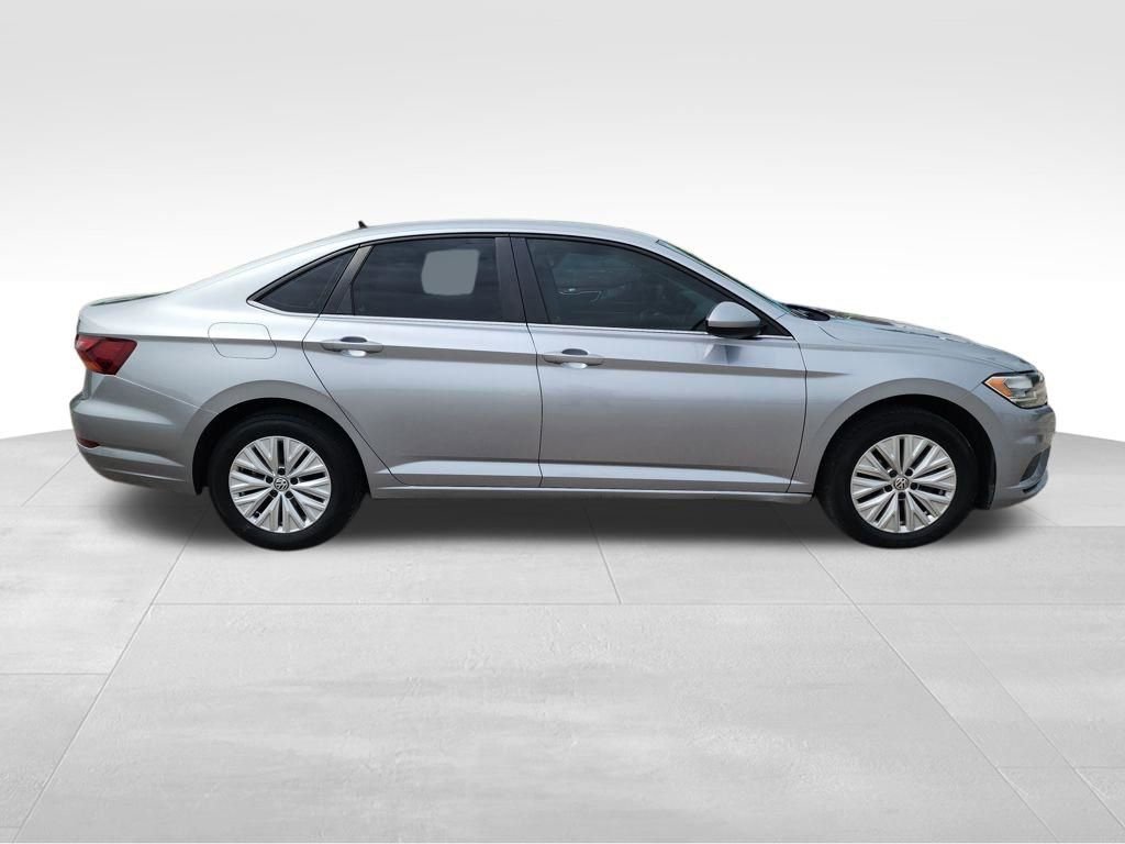 Used 2019 Volkswagen Jetta S w/ Driver Assistance Package image 9