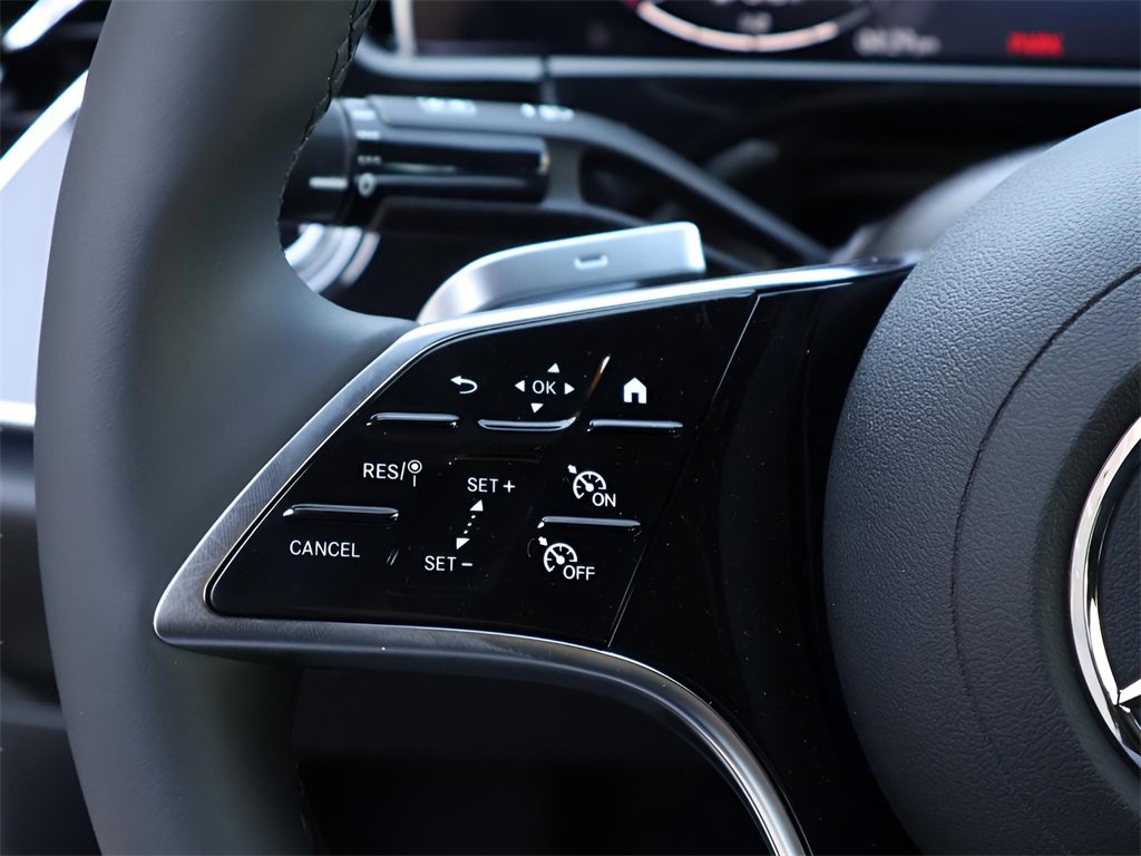 Certified 2025 Mercedes-Benz E 350 4MATIC Sedan image 33