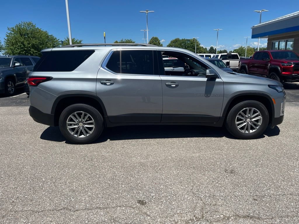 Certified 2023 Chevrolet Traverse LT FWD image 11