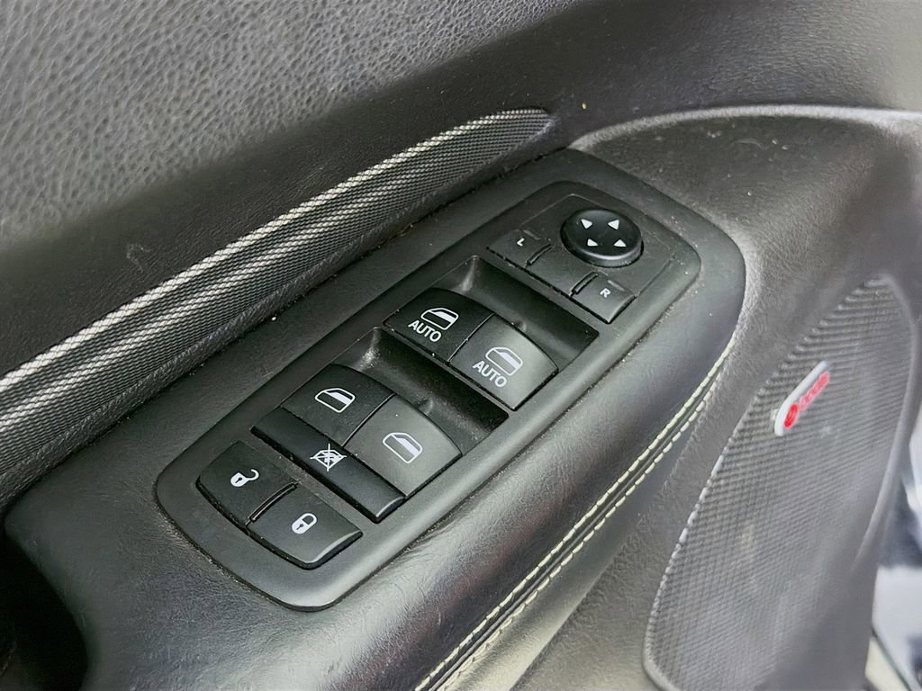 Used 2018 Dodge Durango SRT w/ Technology Group image 21