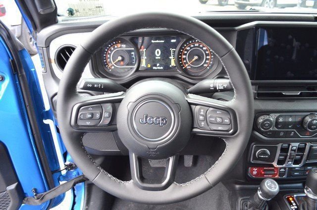 New 2026 Jeep Gladiator Sport AWD/4WD image 16