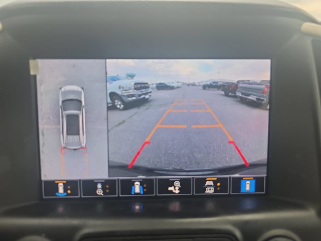 Used 2023 GMC Terrain Denali w/ Denali Premium Package AWD/4WD image 22