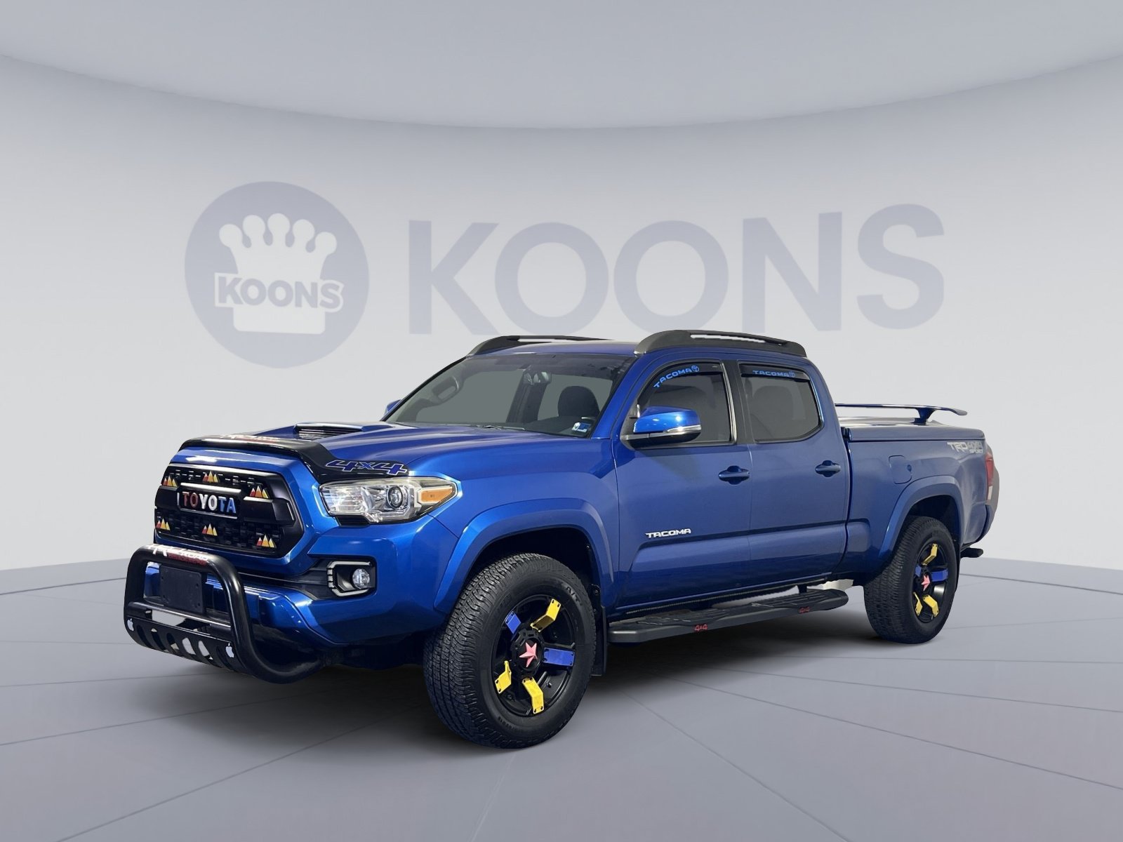 Used 2016 Toyota Tacoma TRD Sport AWD/4WD image 5