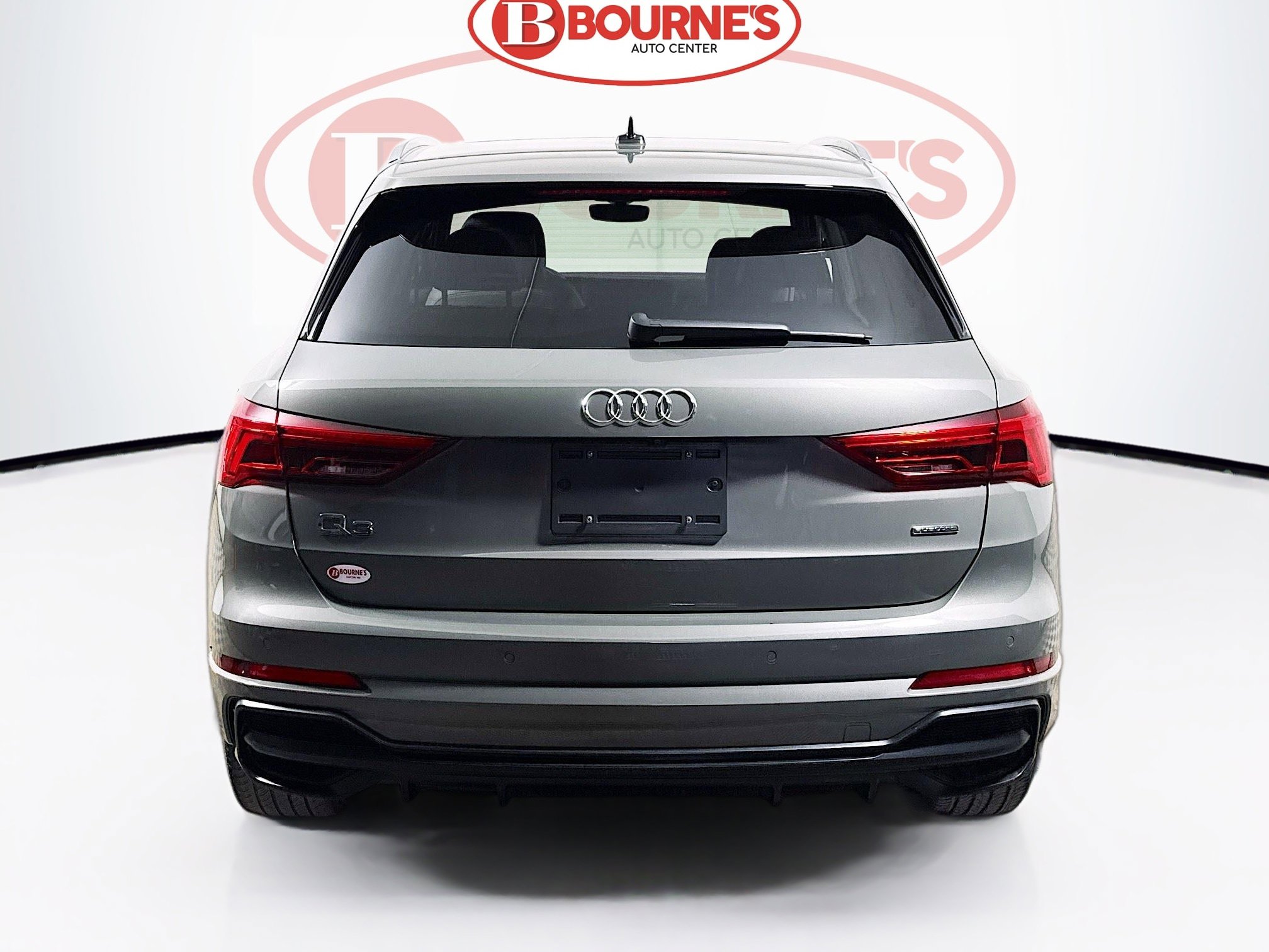Used 2020 Audi Q3 2.0T Prestige AWD/4WD image 11