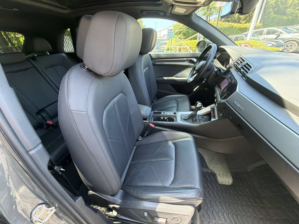 Used 2020 Audi Q3 2.0T Premium Plus AWD/4WD image 22