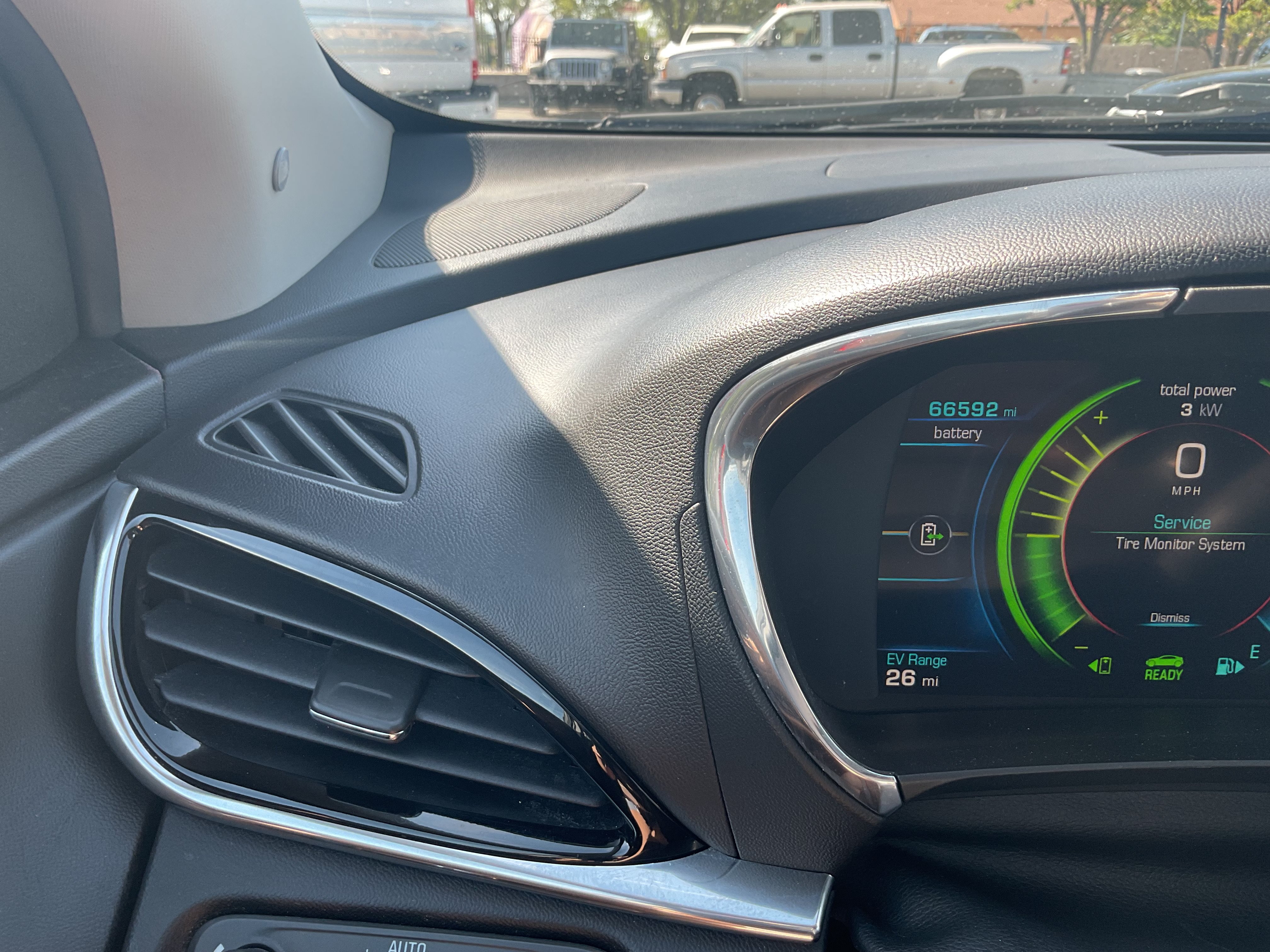 Used 2017 Chevrolet Volt Premier FWD image 16