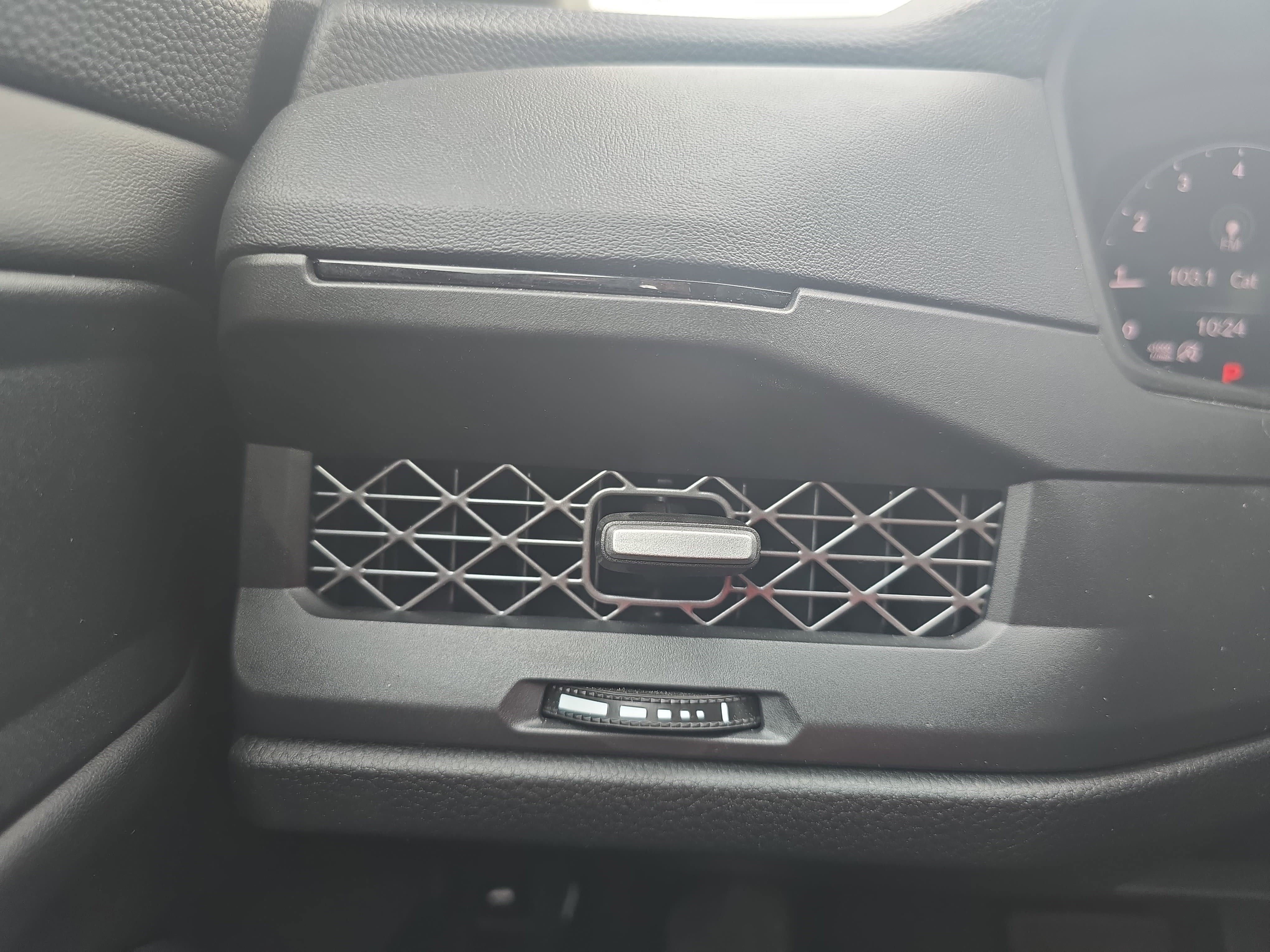 Used 2025 Honda Accord SE image 24