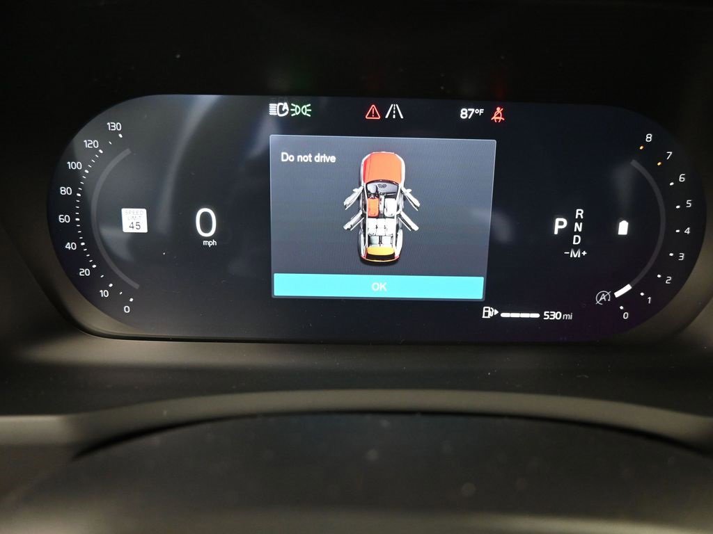 New 2026 Volvo XC90 B6 Plus w/ Protection Package Premier image 20