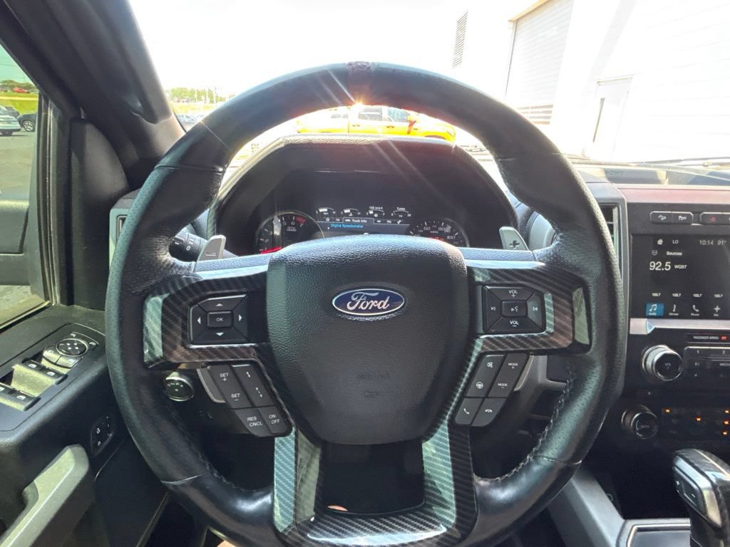 Used 2017 Ford F150 Raptor w/ Equipment Group 802A Luxury AWD/4WD image 20