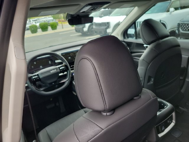 New 2027 Kia Carnival SX w/ Dark Edition Package FWD image 19