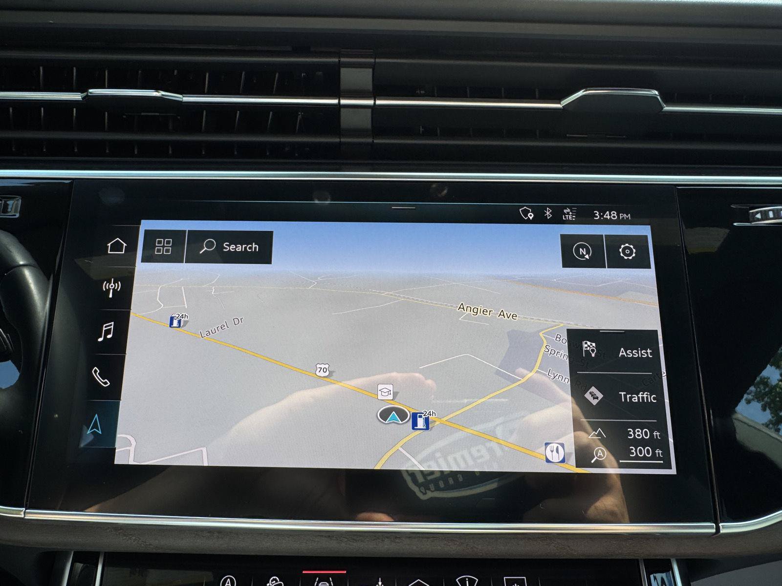 Used 2019 Audi Q8 Prestige w/ Towing Package AWD/4WD image 22