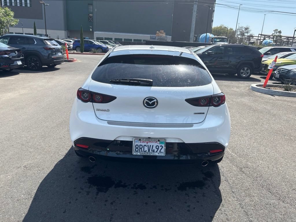 Used 2020 MAZDA MAZDA3 Hatchback w/ Premium Package FWD image 7
