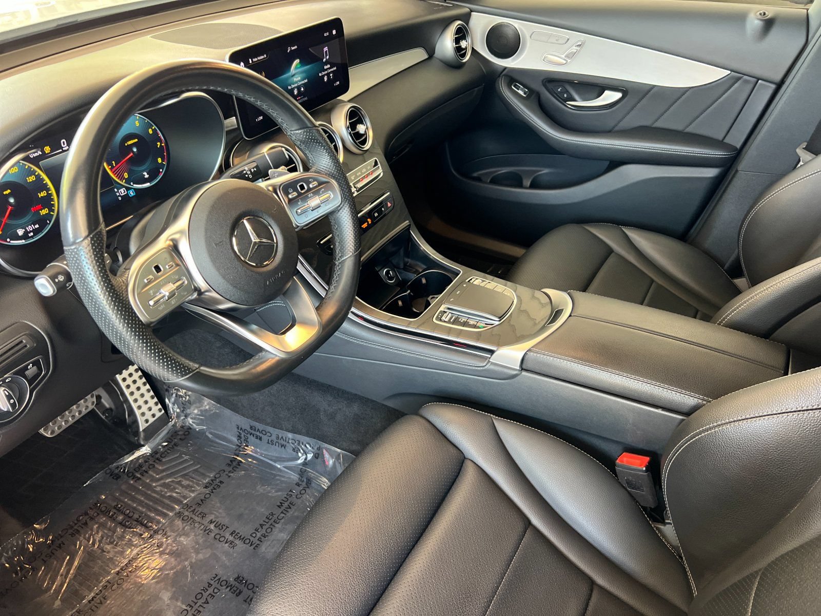 Used 2021 Mercedes-Benz GLC 300 4MATIC image 9