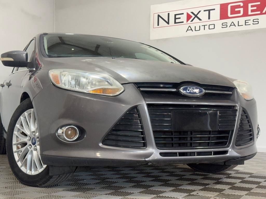 Used 2012 Ford Focus SEL FWD image 2