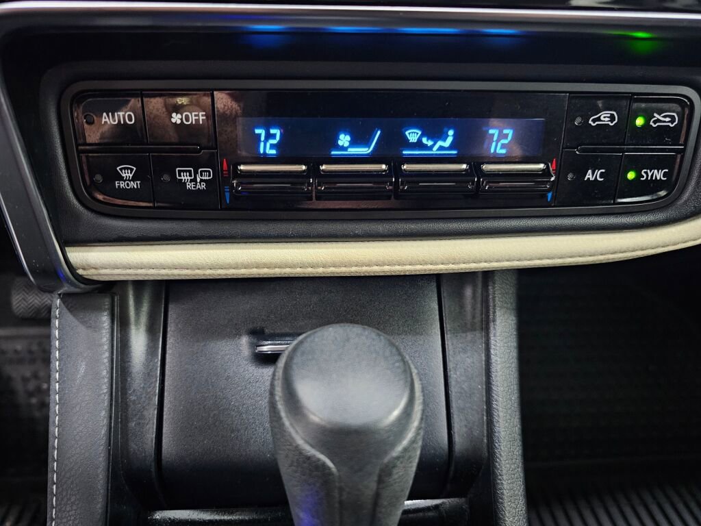 Used 2017 Toyota Corolla iM image 13