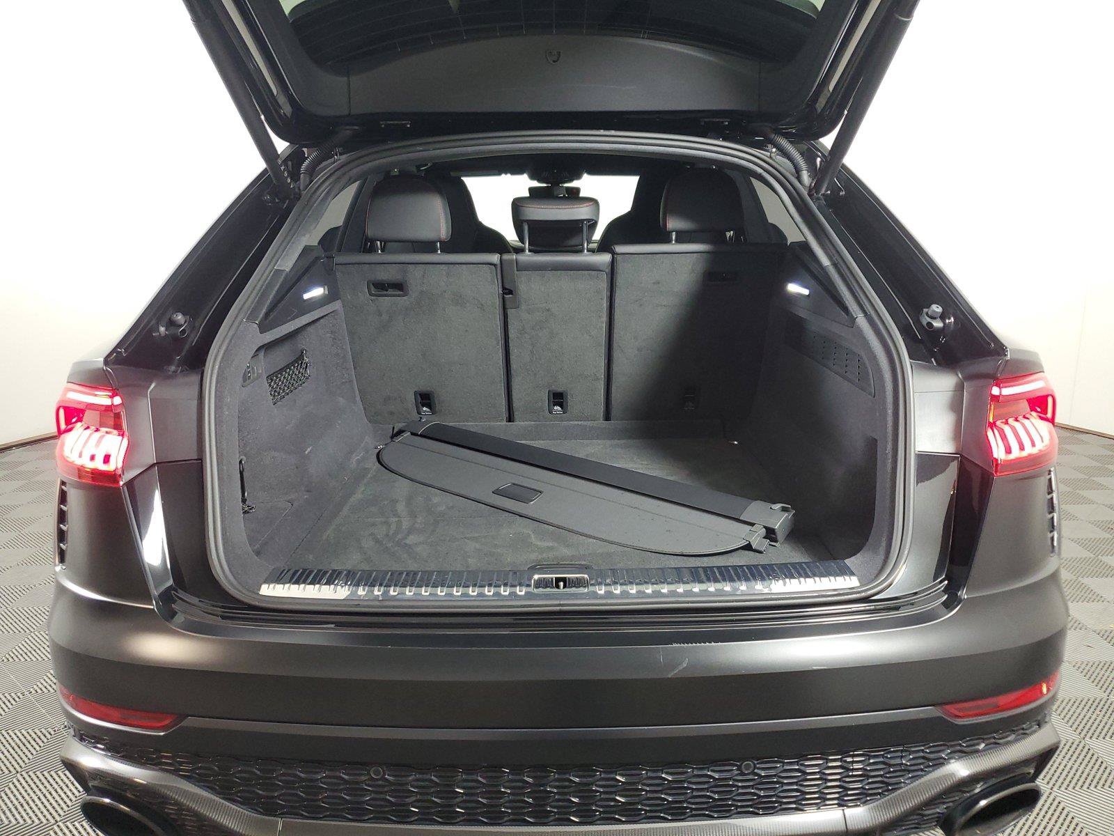 Used 2023 Audi RS Q8 w/ Black Optic Package AWD/4WD image 8