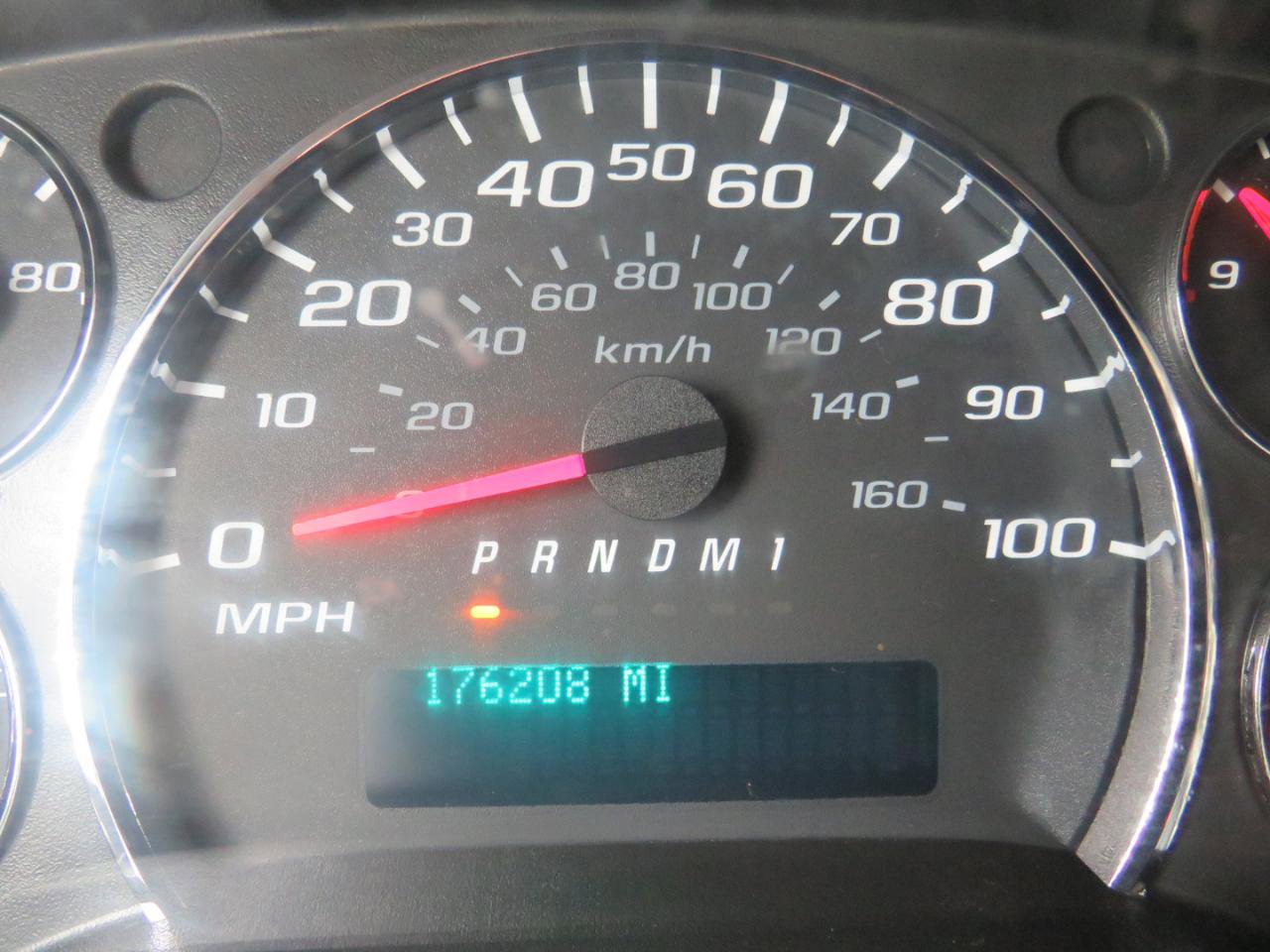 Used 2018 GMC Savana 2500 G2500 Cargo w/ Driver Convenience Package image 13