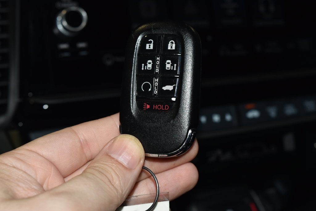 Used 2025 Honda Odyssey Touring image 16