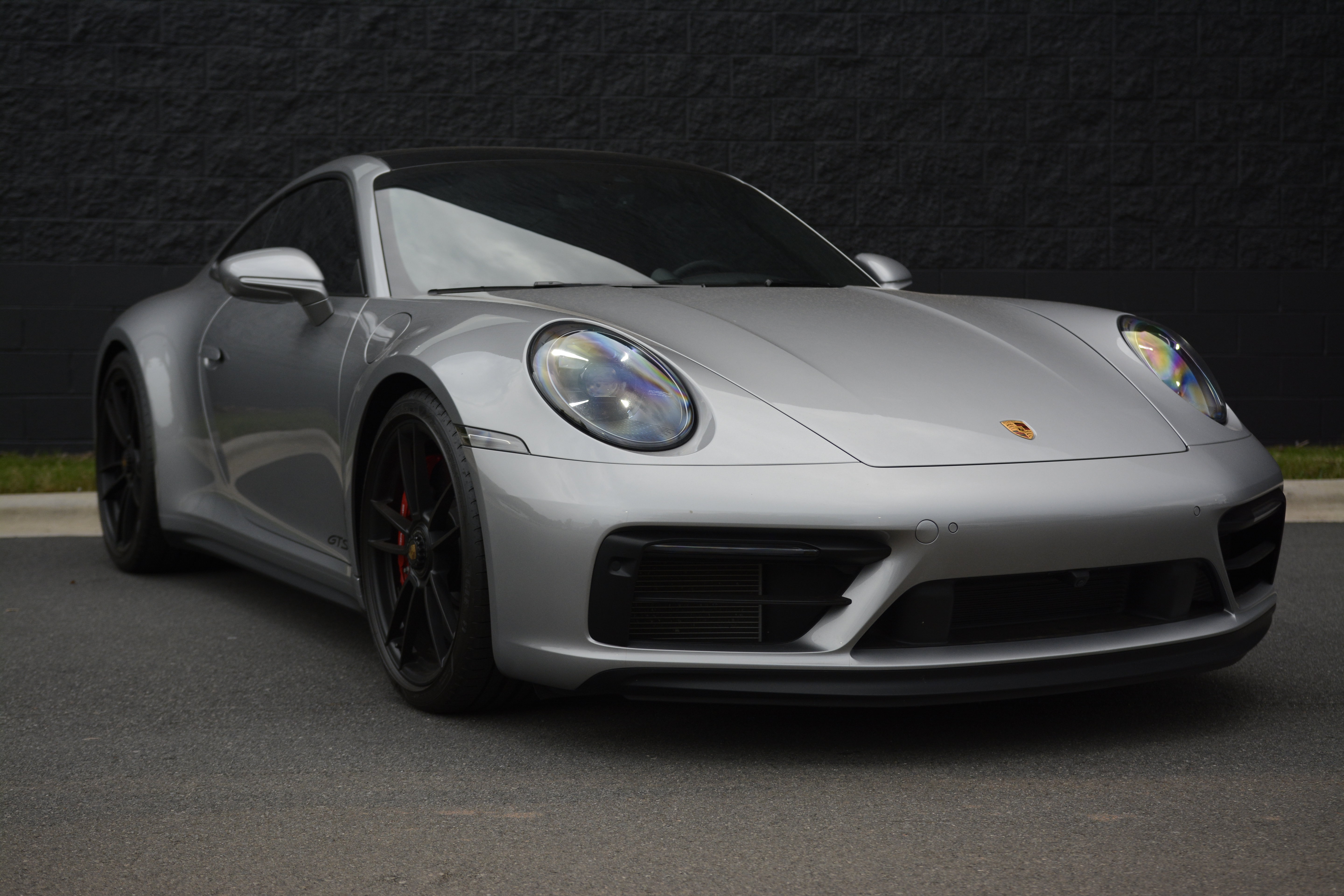 Certified 2023 Porsche 911 Carrera GTS RWD image 9