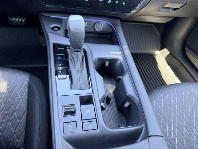 New 2026 Nissan Sentra SV w/ SV Convenience Package FWD image 23