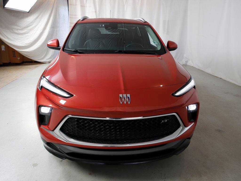 Used 2024 Buick Encore GX Sport Touring image 6