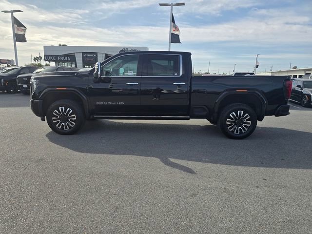 Used 2024 GMC Sierra 2500 Denali Ultimate image 9