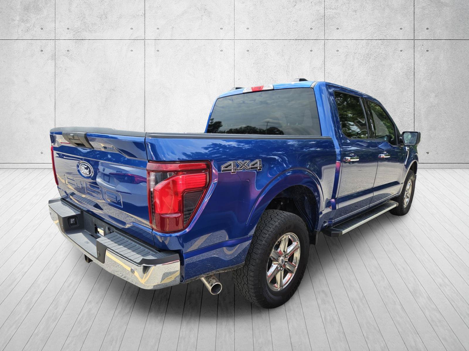 Used 2025 Ford F150 XLT w/ Equipment Group 301A Standard AWD/4WD image 10