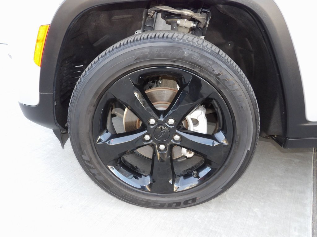 Used 2022 Jeep Grand Cherokee Altitude image 20