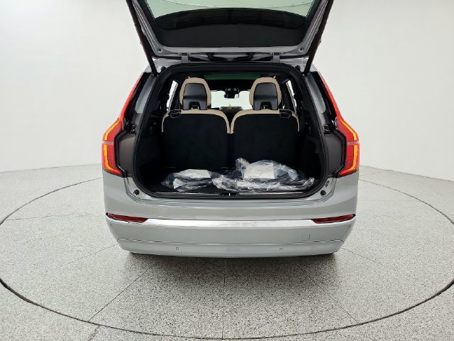 New 2026 Volvo XC90 T8 Plus AWD/4WD image 19