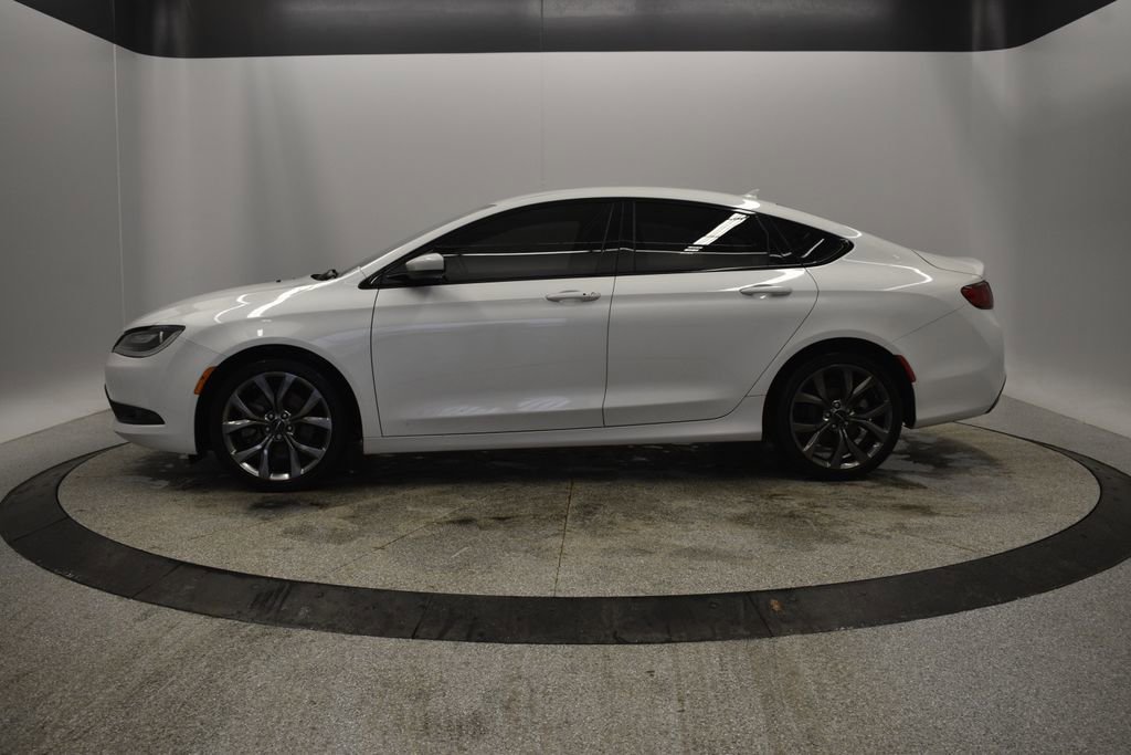Used 2015 Chrysler 200 S w/ Navigation & Sound Group I image 3