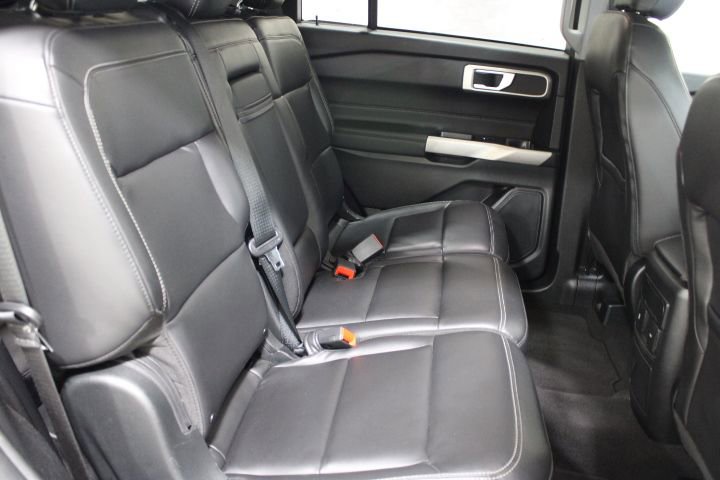 Used 2023 Ford Explorer XLT w/ Equipment Group 202A image 24