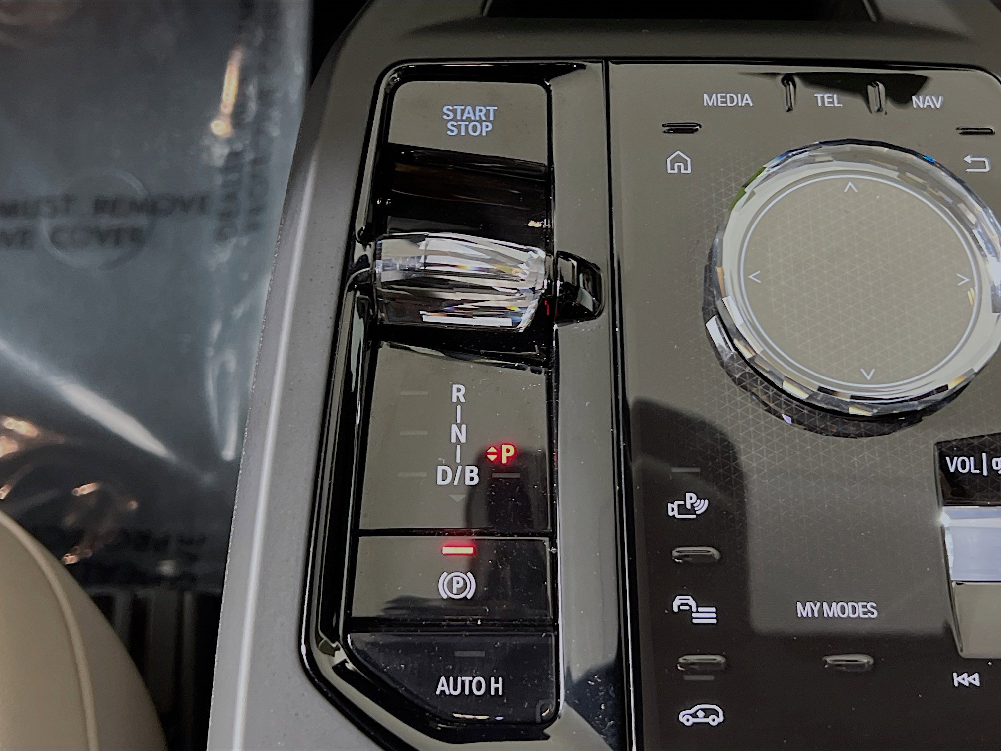 Used 2025 BMW iX M60 image 24