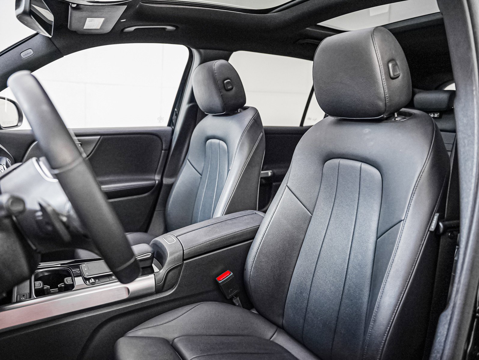 Certified 2022 Mercedes-Benz GLB 250 image 12