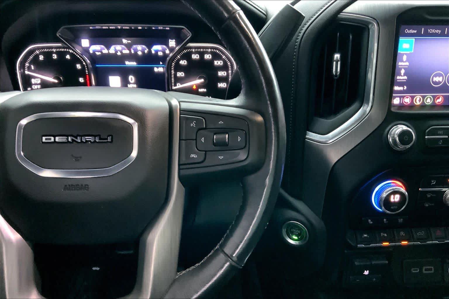 Used 2020 GMC Sierra 1500 Denali w/ Denali Ultimate Package AWD/4WD image 25
