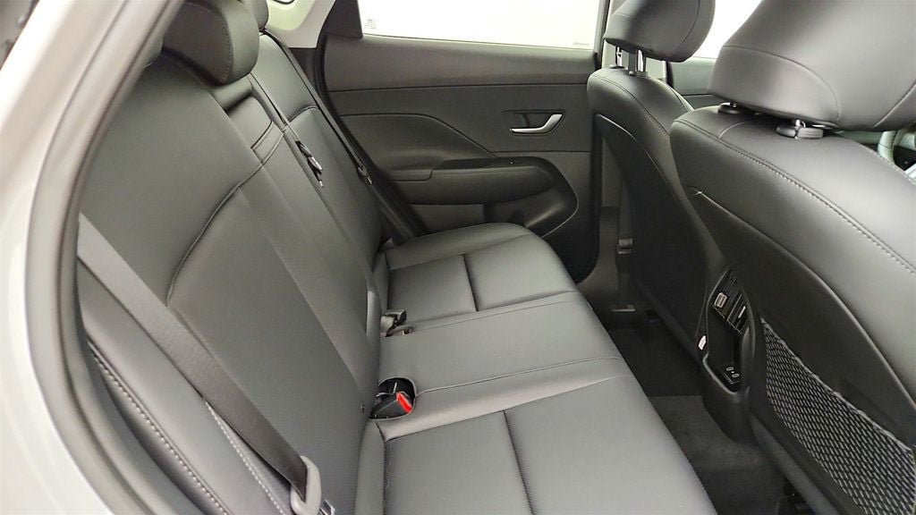 Used 2026 Hyundai Kona Limited FWD image 24