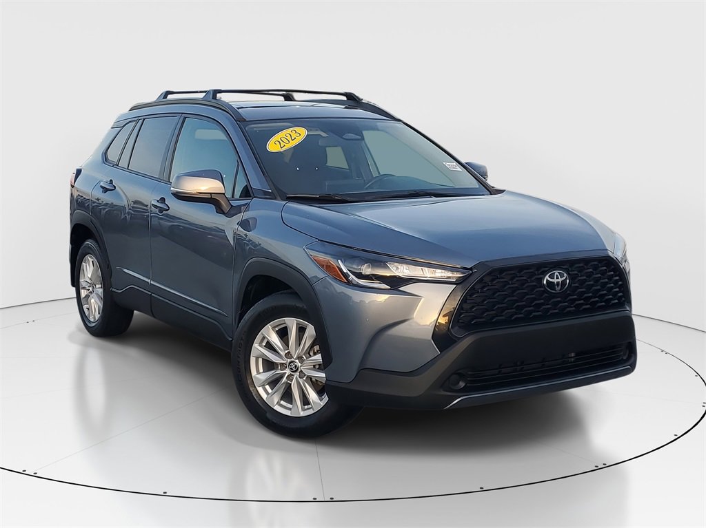 Certified 2023 Toyota Corolla Cross LE image 2