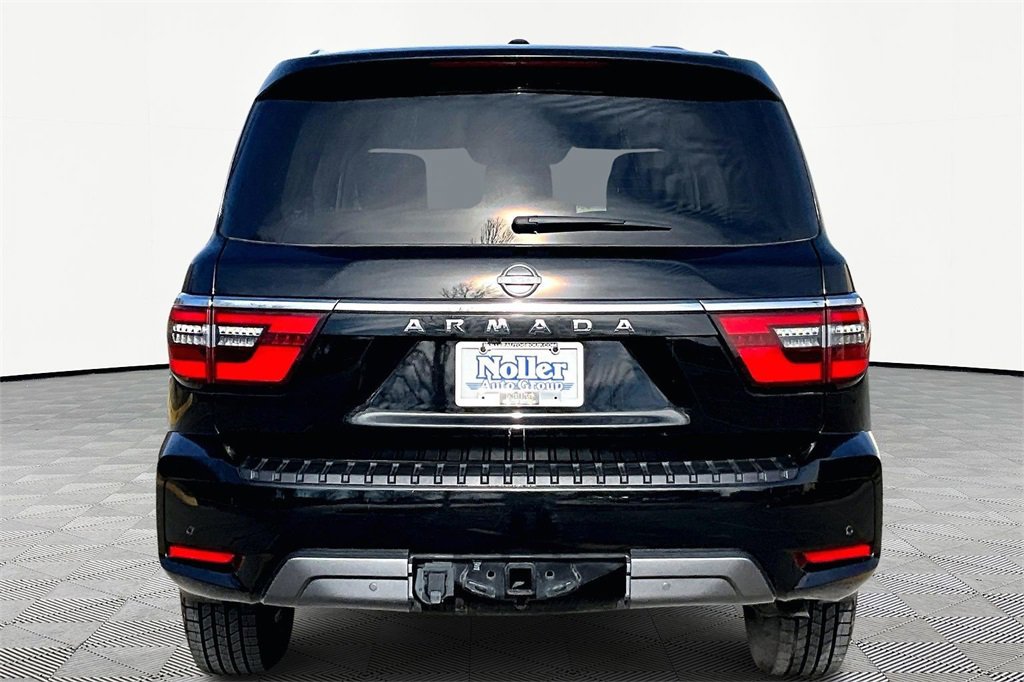 Used 2022 Nissan Armada SV image 4